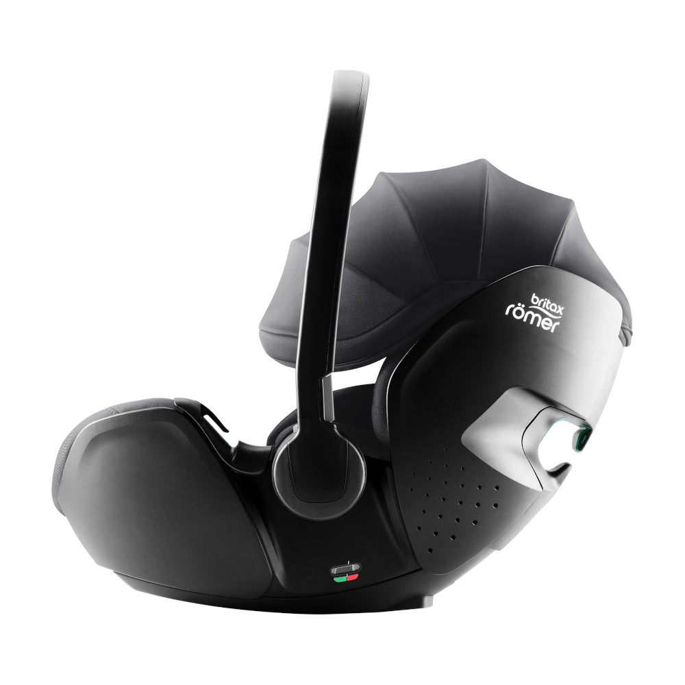 Britax-Römer Baby-Safe Pro infant carrier car seat in Deep Black