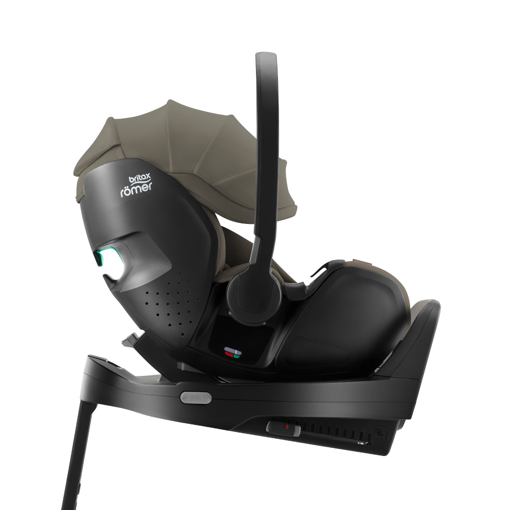 Britax-Römer Baby-Safe Pro infant carrier car seat in Urban Olive on Vario 5Z ISOfix base