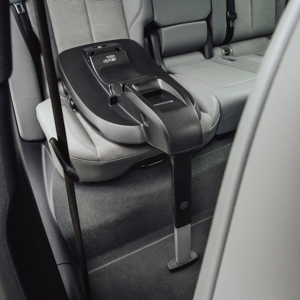Britax Römer Baby-Safe Core ISOfixBase in car