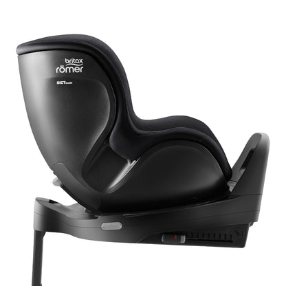 Britax-Römer Dualfix 5Z rear facing car seat in Carbon Black on Vario 5Z ISOfix base