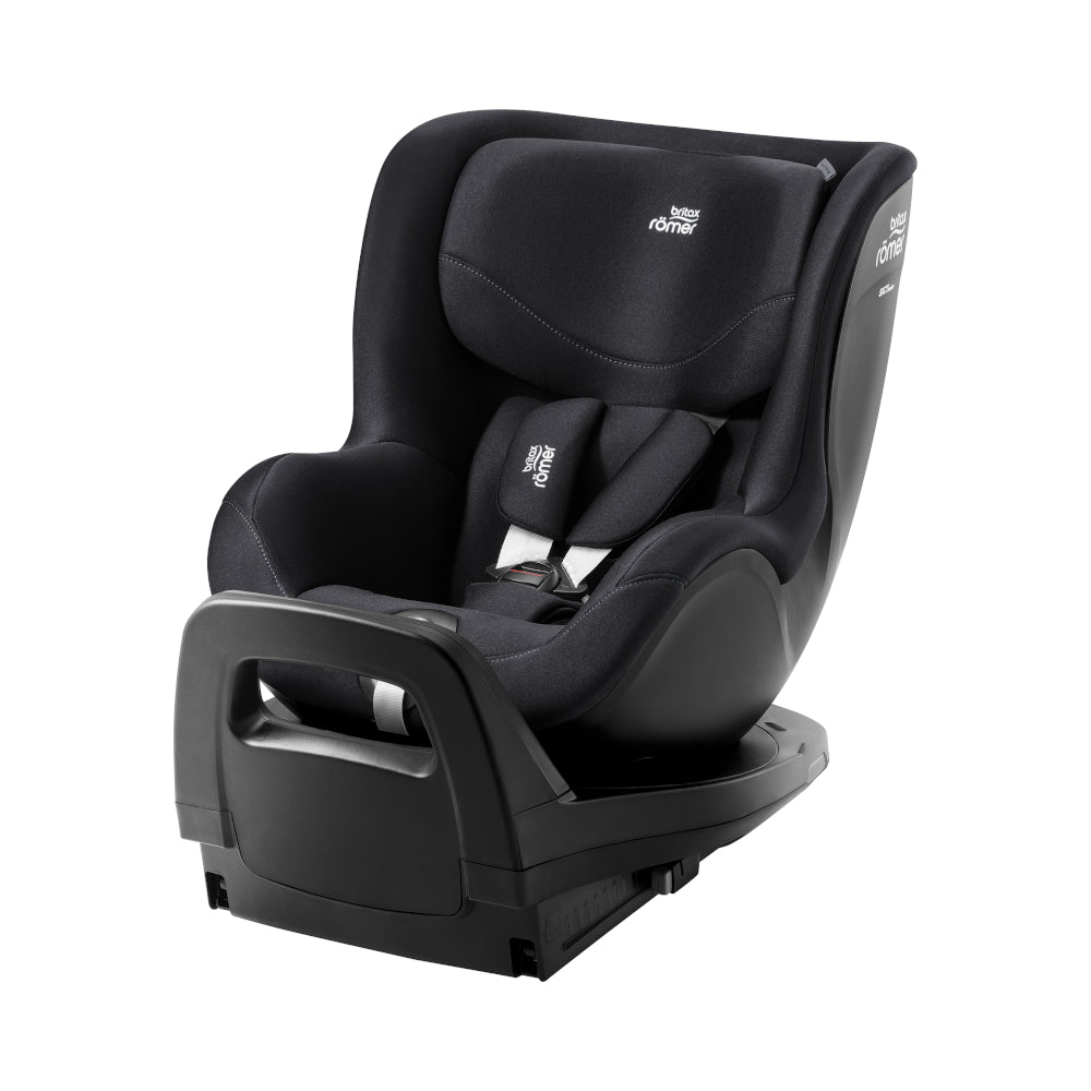 Britax-Römer Dualfix 5Z rear facing car seat in Deep Black on Vario 5Z ISOfix base