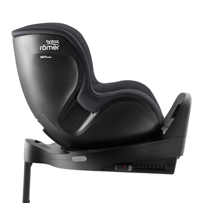 Britax-Römer Dualfix 5Z rear facing car seat in Deep Grey on Vario 5Z ISOfix base