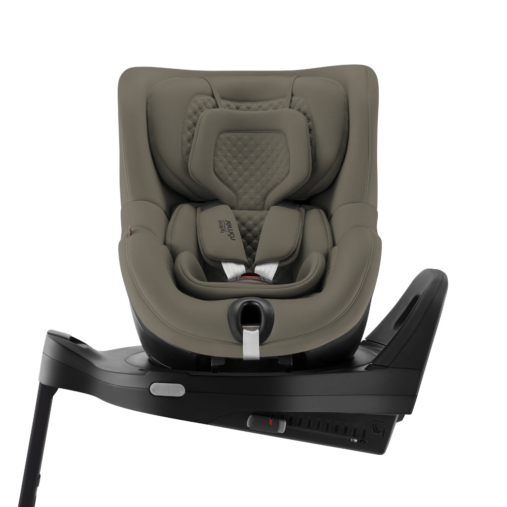 Britax-Römer Dualfix 5Z rear facing car seat in Urban Olive on Vario 5Z ISOfix base