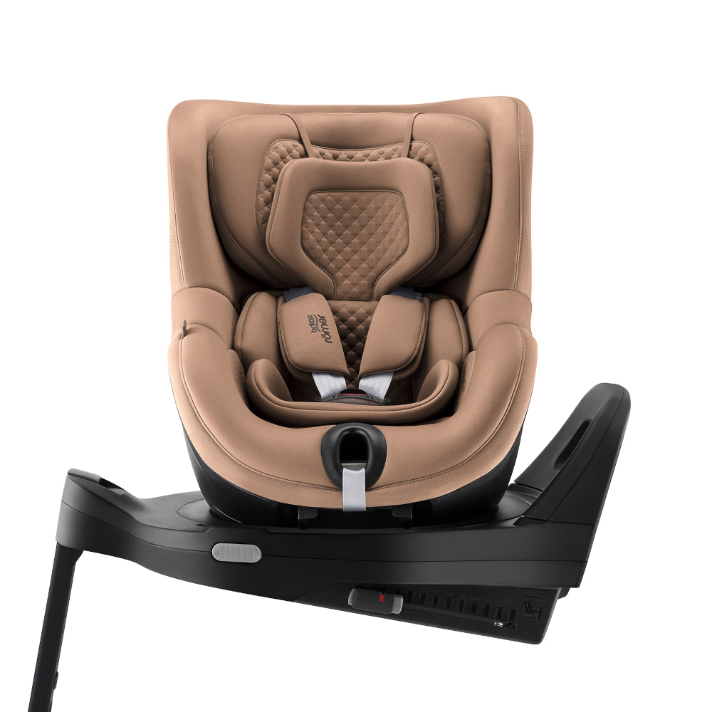 Britax-Römer Dualfix Pro M swivel rear facing ISOfix car seat in Warm Caramel