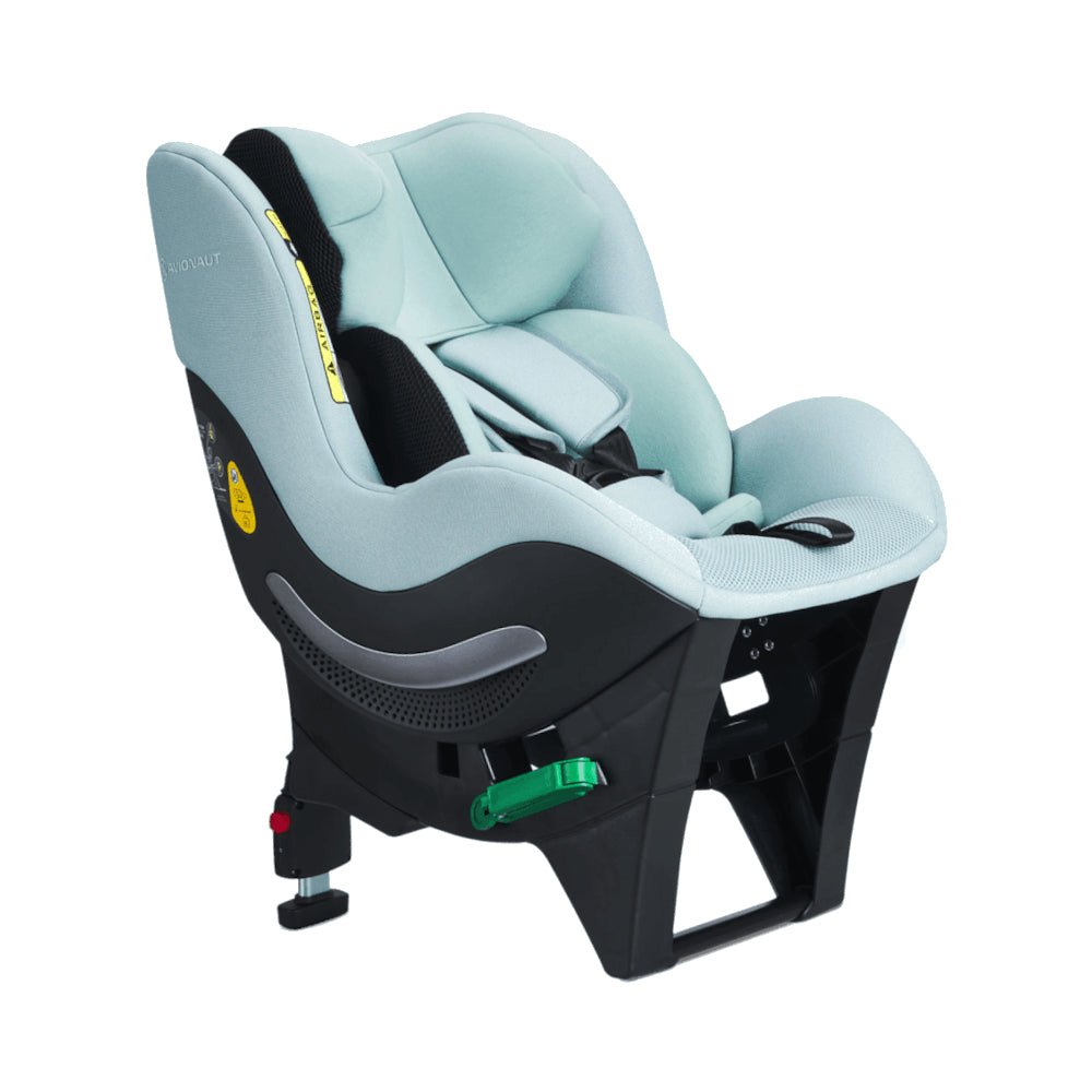 Avionaut Sky AirFlow rear facing car seat mint green